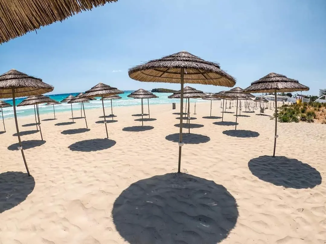 Nissi Golden Sands Holiday Apartment Free Wifi Ajia Napa Cypr